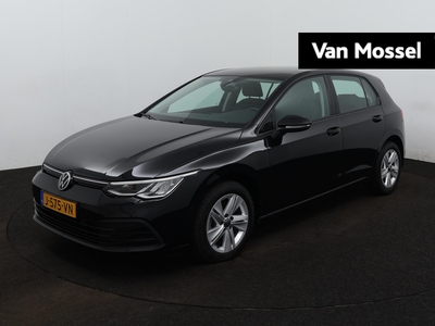 VOLKSWAGEN GOLF 1.0 TSI Life | Navigatie | 16 Inch Velgen | Airco | Cruise Controle | Parkeersensoren Voor/Achter |