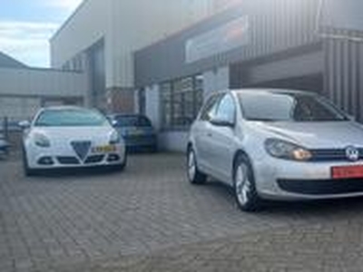 Volkswagen GOLF 1.2 TSI Comfl. BlueM 5 drs. met veel opties Airco/cruisse/navi.