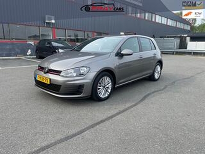 Volkswagen GOLF 1.2 TSI CUP Edition / ! GTI UITVOERING ! / AIRCO / NAVI / PDC / NAP / NWE DISTRUBITIE /