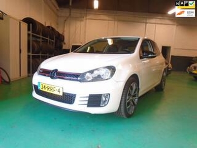 Volkswagen GOLF 1.2 TSI Style BlueMotion AIRCO GTI Look