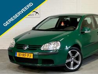 Volkswagen GOLF 1.4 FSI Bnsline |Navi |Clima |CruiseC |Nieuwe APK