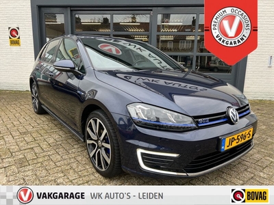 Volkswagen Golf 1.4 TSI GTE | Camera | Cruise control |