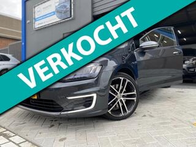 Volkswagen GOLF 1.4 TSI GTE FULL OPTION ACC PANO CAM LEER 225 PK