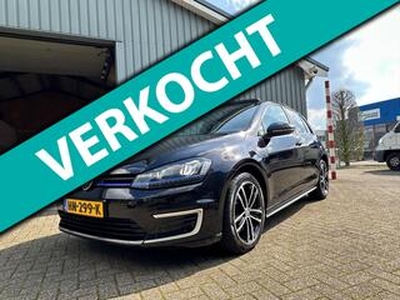 Volkswagen GOLF 1.4 TSI GTE NAP Panorama dak Apple CarPlay stoelverwarming Camera Navi Pdc Trekhaak