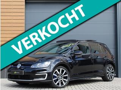 Volkswagen GOLF 1.4 TSI GTE/PANO/LEER/LANE ASSIST/DEALER OH/NAP.