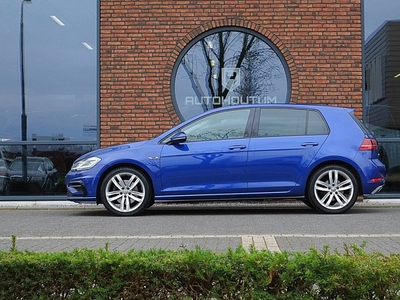 Volkswagen Golf 1.5 TSI 150pk R-LINE ACC, Virtual cockpit, LED koplampen, Standkachel, Keyless entry