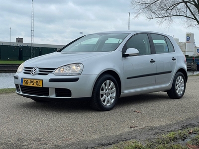 Volkswagen Golf 1.6 FSI Comfortline ((GERESERVEERD))