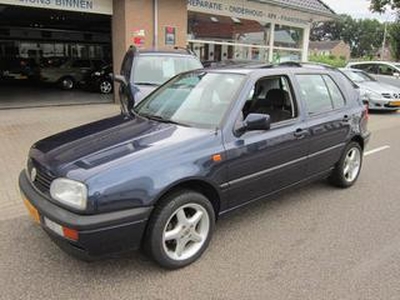 Volkswagen GOLF 1.8 GL