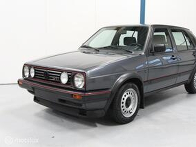 Volkswagen GOLF 1.8 GTI 5-drs