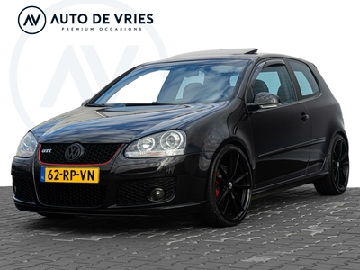 VOLKSWAGEN GOLF 2.0 TFSI GTI 200pk ECC + Carplay + Schuifdak + 19 inch LMV