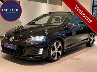 Volkswagen GOLF 2.0 TSI GTI Performance DSG LED, Panorama, Leder