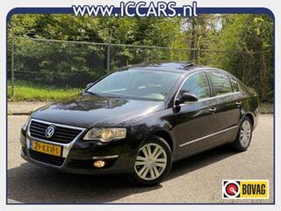 Volkswagen PASSAT 1.4 16V TSI COMFOR. / NAVI / SCHUIFDAK