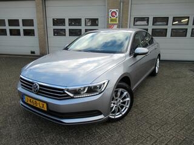 Volkswagen PASSAT 1.4 TSI Comfortline Business