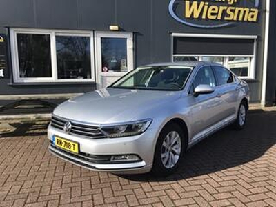 Volkswagen PASSAT 1.4 TSI Comfortline Business achteruitrijcamera. Led Automaat