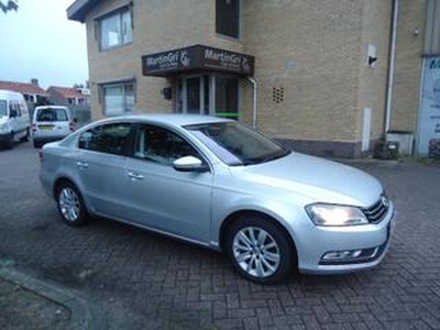 Volkswagen PASSAT 1.6 TDI 105pk 