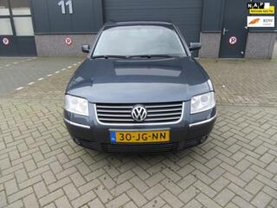 Volkswagen PASSAT 1.8 Turbo Highline 2002! NAP!Clima!Export