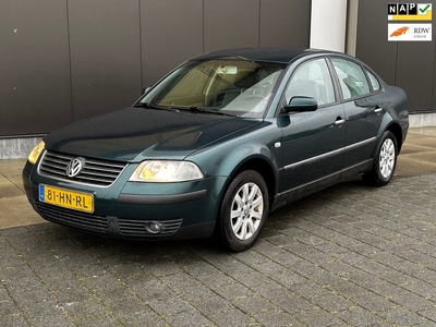 Volkswagen Passat 2.0 Trendline l Climate l Volledig Onderhouden l Rijdt & Schakelt goed l