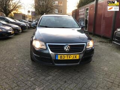 Volkswagen PASSAT Variant 1.6 FSI Comfortline export ook