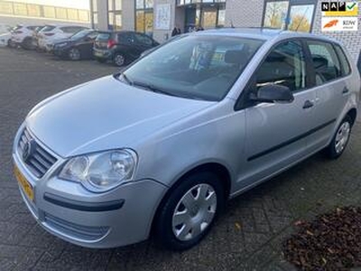 Volkswagen POLO 1.2-12V Trendline / 1 jaar apk / nap / 5drs / nette auto!!