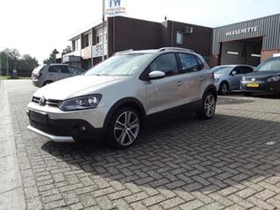 Volkswagen POLO 1.2 TSI CROSS / 90 PK / AIRCO