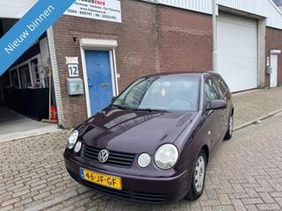 Volkswagen POLO 1.4 16V 75pk Highline