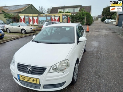 Volkswagen Polo 1.4-16V Comfortline