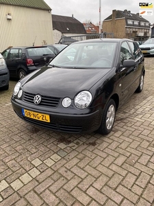 Volkswagen Polo 1.4-16V NWE APK NWE BANDEN!