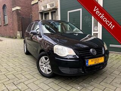 Volkswagen POLO 1.4-16V Trendline | Met APK