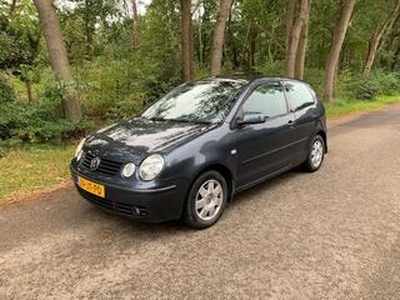 Volkswagen POLO 1.4 Airco Schuifdak Apk Trekhaak Alu vel