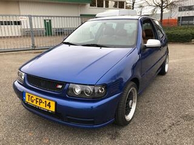 Volkswagen POLO ; 1.8 TURBO 20V