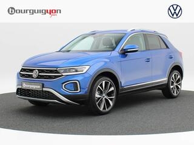 Volkswagen T-Roc 1.0 TSI Style 81 kW / 110 pk 6 versn. Hand | Elektrisch bedienbare achterklep | Achteruitrijcamera | Navigatiesysteem full map | Voorstoelen verwarmd || Elektrisch bedienbare achterklep | Achteruitrijcamera | Uit voorraad leverbaar