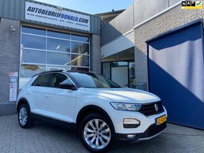 Volkswagen T-Roc 1.0 TSI Style Business NL.Auto/Apple Carplay/Automatische A-Klep/Adaptive-Cruise/1Ste Eigenaar