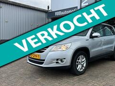 Volkswagen TIGUAN 2.0 TDI Comfort&Design 4Motion Dsg automaat navigatie airco cruise controle lm-velgen pdc elek-pakket