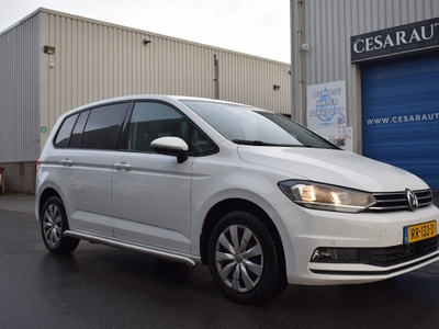 Volkswagen Touran 2.0 TDI SCR / Automaat / dealer onderhouden