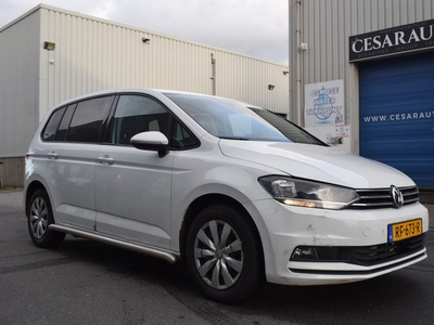 Volkswagen Touran 2.0 TDI SCR AUTOMAAT / DEALER ONDERHOUDEN