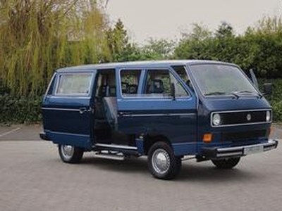 Volkswagen TRANSPORTER 1.6 TD 51kw Caravelle 8-persoons