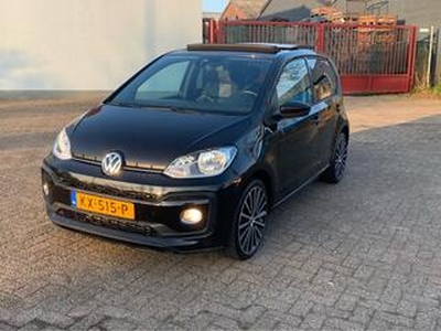 Volkswagen UP! 1.0 TSI high up!