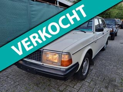 Volvo 244 2.1 GL, 1e eigenaresse, ** Nieuwstaat ** 114 dkm !! NIEUWE LPG INSTALLATIE, NL KENTEKEN EN APK