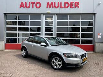 Volvo C30 1.8 SUMMUM / CRUISE CONTROL / APK NIEUW! / RIJKLAAR!