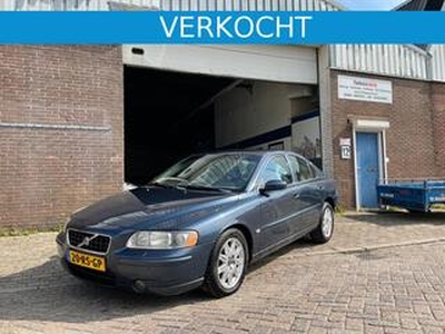 Volvo S60 2.4 140 PK AUT. | Parkeersensoren | Cruisecontrol