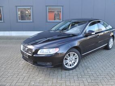 Volvo S80 4.4 AWD Summum, netto ? 14.400, full option, bijtel vriendelijk!