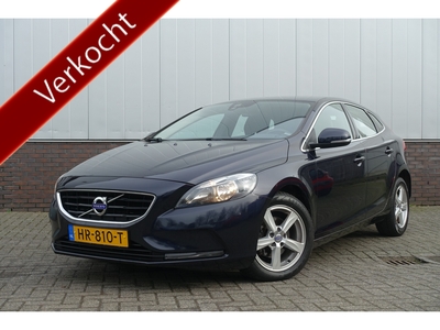 VOLVO V40 2.0 D2 Momentum Business