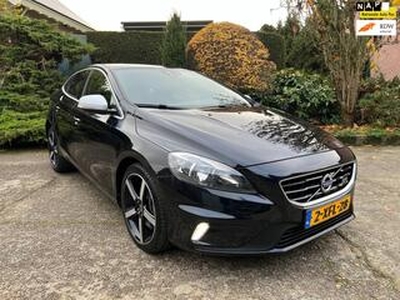 Volvo V40 2.0 D4 R-Design, Navi, ECC, PDC, NAP, Zeer nette auto!