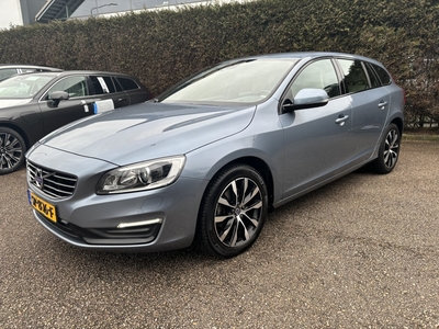 VOLVO V60 T2 Polar+ Standkachel Verw. Voorruit On Call Automaat