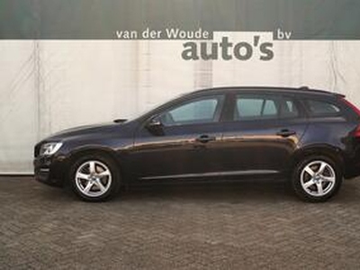 Volvo V60 2.0 D2 120pk Kinetic -NAVI-ECC-PDC-