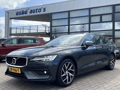 Volvo V60 2.0 T5 Automaat 250 pk Momentum Navigatie Leer Stoelverwarming Elek. Stoel Carplay Camera Polestar Tuning Mistlampen voor NL Auto