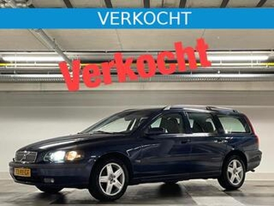 Volvo V70 2.4 140pk Edition II - Youngtimer - Xenon - Leder - Apk 06/2023 -