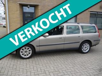 Volvo V70 2.4 Edition II APK tot 22-APRIL-2022