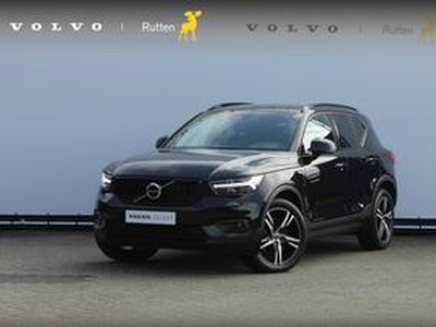 Volvo XC40 T4 211PK Recharge R-Design Expression Cruise Control / Harman Kardon Audio installatie / Road Sign Information / Parkeersensoren voor en achter met parkeercamera achter