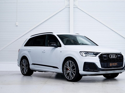 Audi Q7 60 TFSI e quattro Competition | S-Line | Panoramadak | City | Tour | Parking |